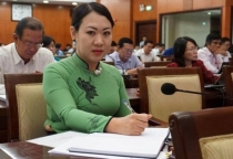 Đại biểu hiến kế dùng lu chống ngập:  Đại biểu hiến kế dùng lu chống ngập: