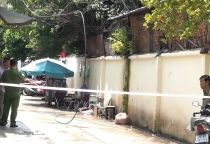 Vụ chết tức tưởi vì dây điện rơi: “Thấy anh ấy gặp nạn nhưng chúng tôi bất lực” Vụ chết tức tưởi vì dây điện rơi: “Thấy anh ấy gặp nạn nhưng chúng tôi bất lực”