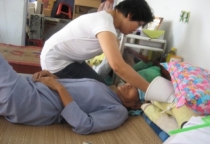 CHĂM SÓC NGƯỜI GIÀ NUÔI NGƯỜI BỆNH TẠI PHƯỜNG TÂN HƯNG THUẬN QUẬN 12 CHĂM SÓC NGƯỜI GIÀ NUÔI NGƯỜI BỆNH TẠI PHƯỜNG TÂN HƯNG THUẬN QUẬN 12