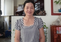 CÔ SẨM SINH NĂM 1966 QUÊ QUÁN BẾN TRE  CÔ SẨM SINH NĂM 1966 QUÊ QUÁN BẾN TRE