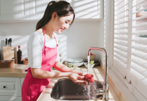 Thuê Người Giúp Việc Ở Lại TPHCM – Dịch Vụ Giúp Việc Tân Bình