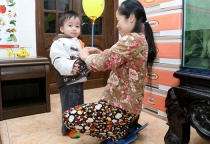 Thuê Người Chăm Em Bé Tại Nhà TPHCM – Giúp Việc Tân Bình 13 Năm KN